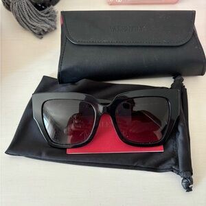 Authentic Valentino sunglasses. V4082 some scratches on one lens